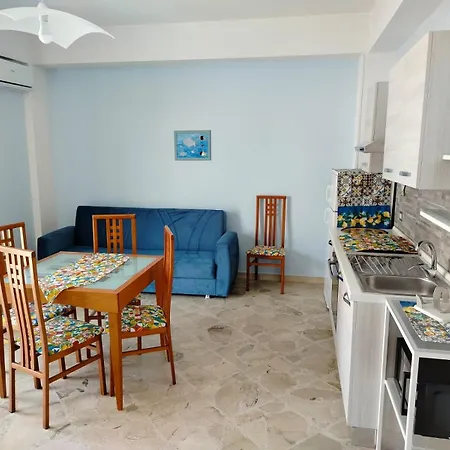 Holiday home Marefuori