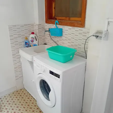 Marefuori