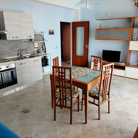 Marefuori Джардіні-Наксос